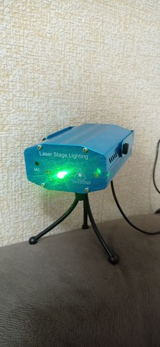 Проектор лазерный светомузыка