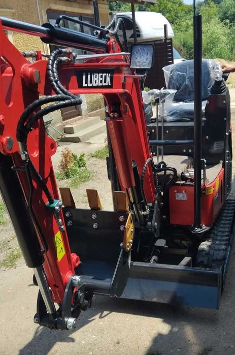 vanzare miniexcavator  Lubek 121