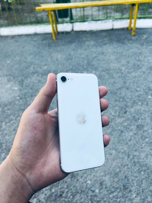Iphone se 2020 сатылады