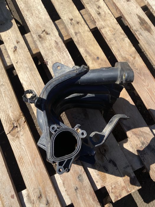 Всмукателен колектор за ситроен/ пежо 1.4 бензин 8 клапана