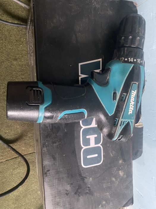 Винтоверт Makita