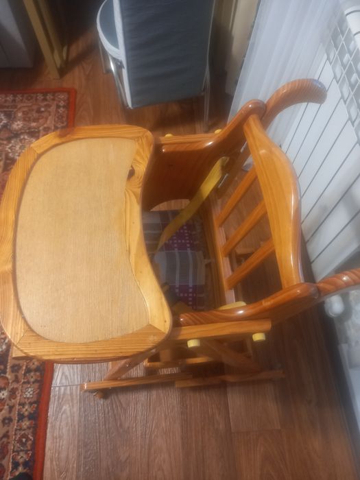 Детский столик для кормления