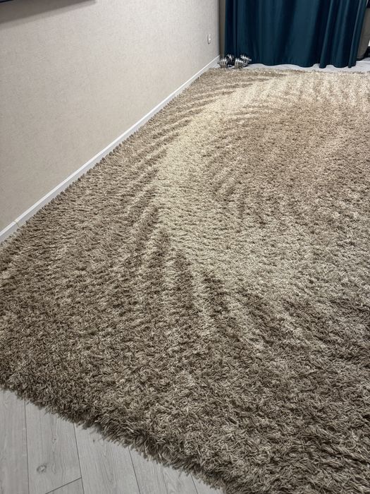 Ковер с длинным ворсом