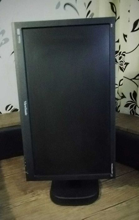 Monitoare ViewSonic, DELL