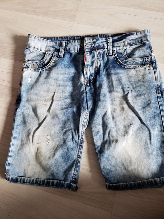 Мъжки къси дънки Dsquared2  и Тениски