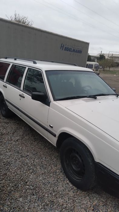Volvo 940 universal mashinasi sotiladi