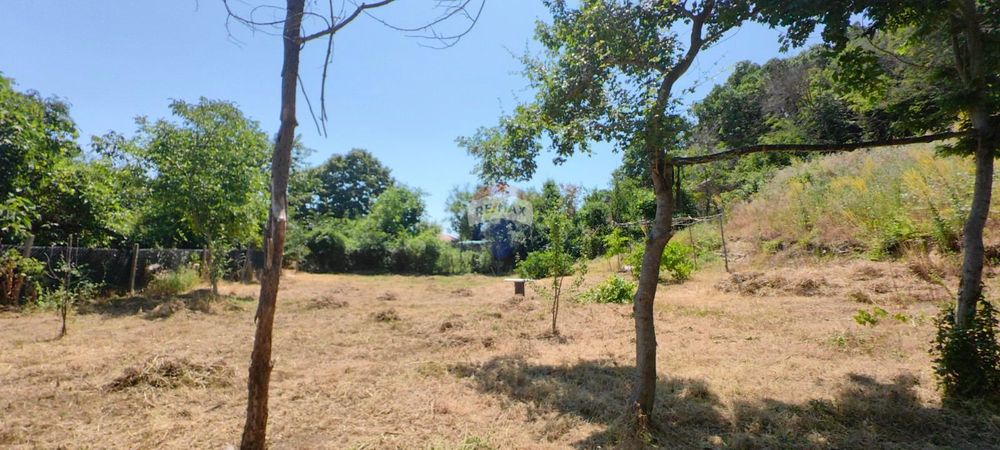 Продава се Парцел в к.к. Златни пясъци - 901 кв.м за 17 €/кв.м - Снимка #5