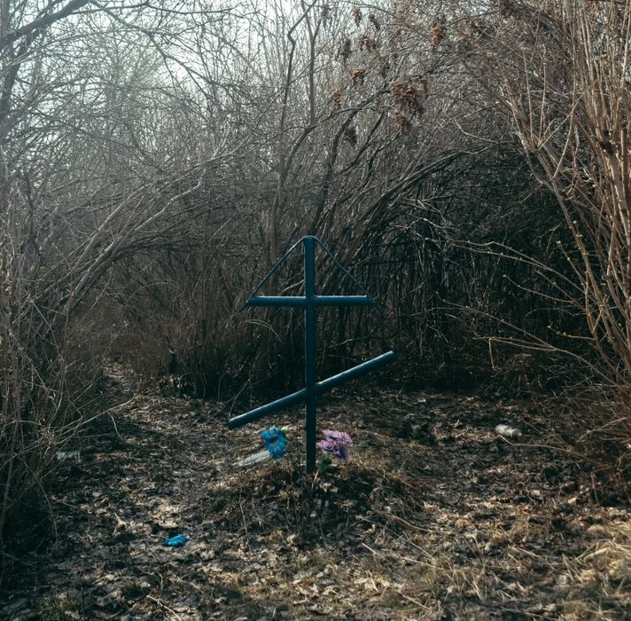 Уборка и уход за могилами в Талгаре.