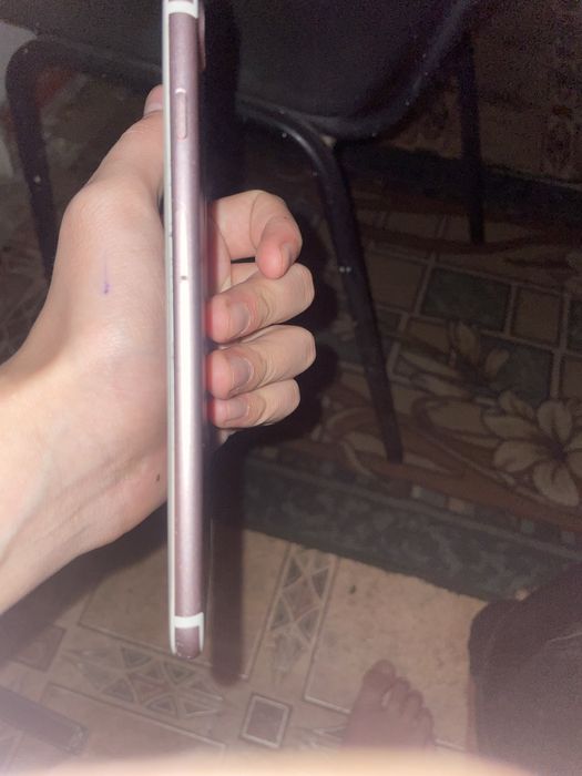 Айфон 7+ 128гб.