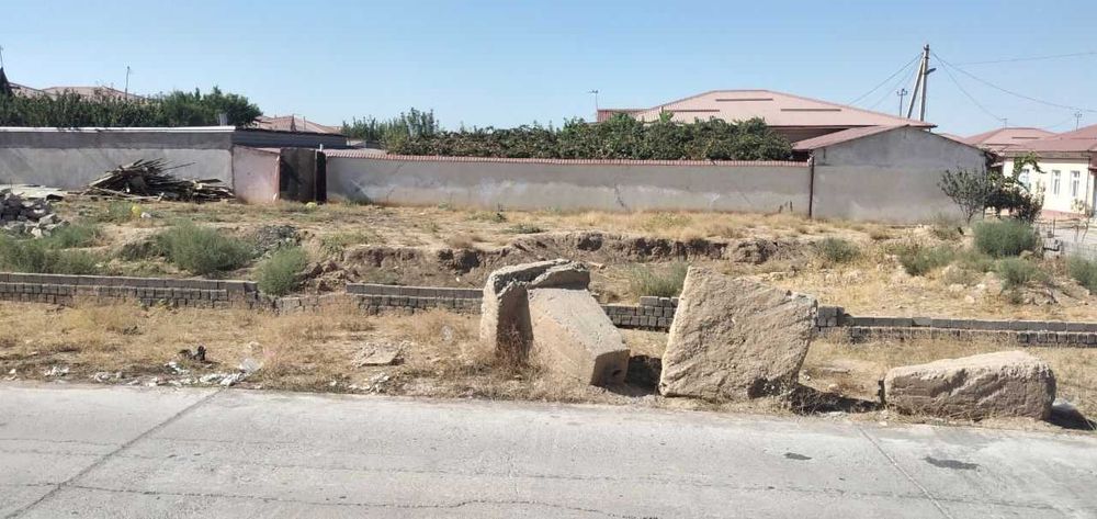 Кибрай туманида 6 сотихли ер сотилади