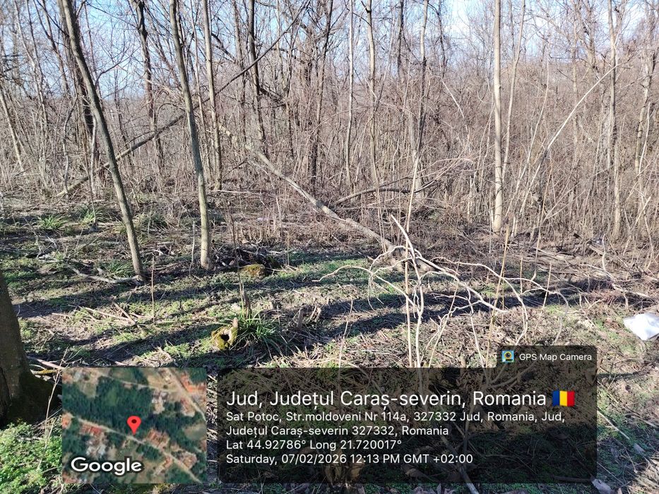 Vând teren intravilan în localitatea Potoc,  județul Caraș - Severin  foarte aproape de Ochiul Beiului într-o zonă turistică foarte frumoasa
