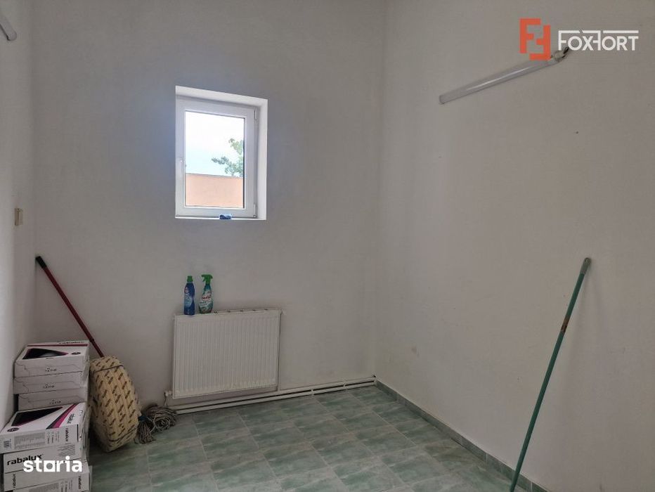 Spatiu comercial cu 16 incaperi - zona Mehala
