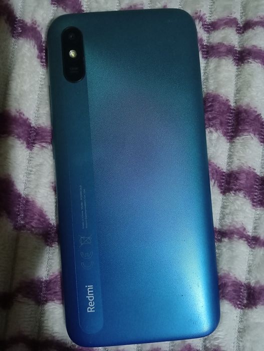 Продам сотовый б. У. Redmi A