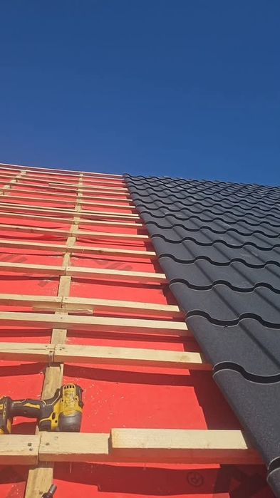 Executam reparați acoperișuri dulgherie țiglă metalica țiglă ceramica sistem puvial reparat de urgență acoperis
