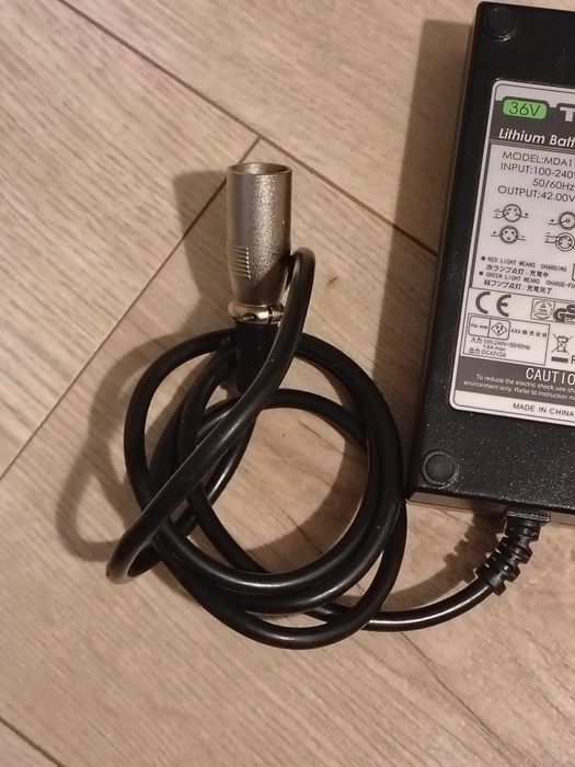 Incarcator bicicleta 36v tranz x 42v 2A