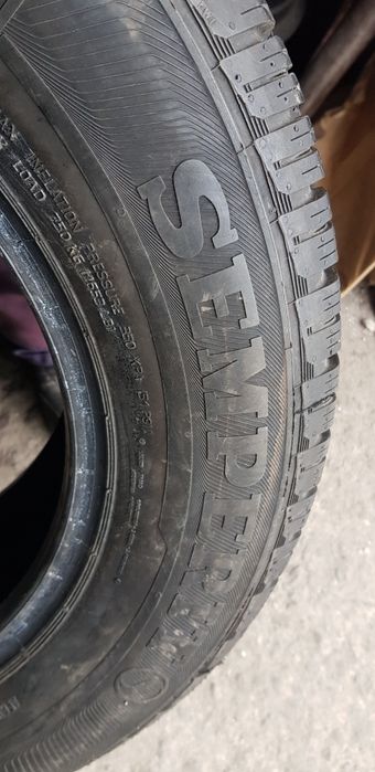 Зимни гуми-16цола-215/65-1бр.-60лв."SEMPERIT "