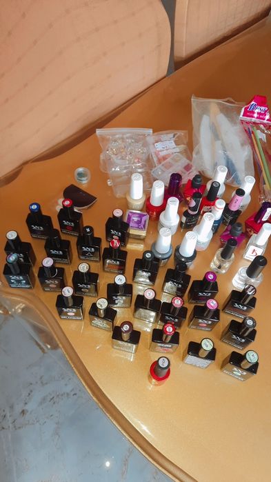 Гелев лакове на изгодна цена