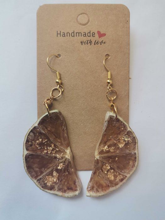 Cercei handmade din rășină