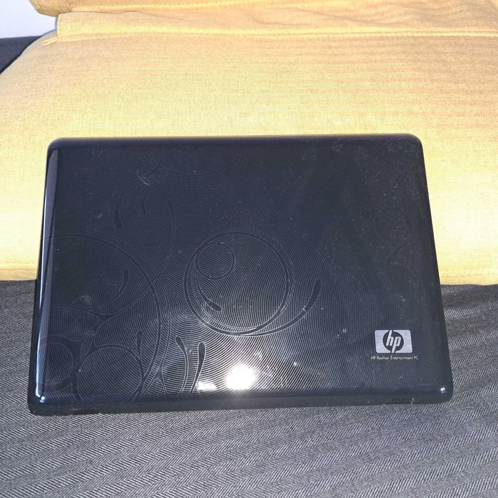 Лаптоп HP Pavilion dv 2700 - за части