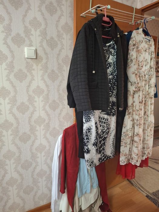 Разное одежды в хорошем состочнии