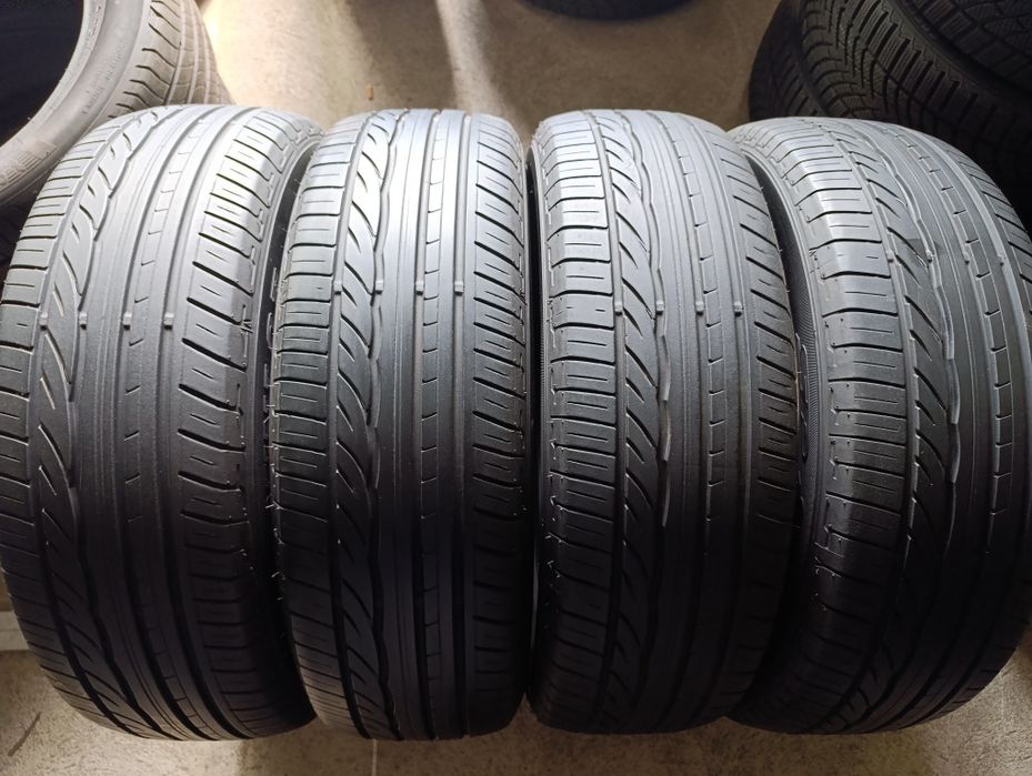 Anvelope de vara 225 60 18 Dunlop 4 buc