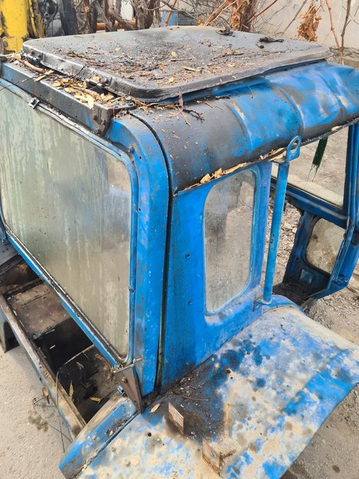 Трактор мтз-80 кабинаси сотилади