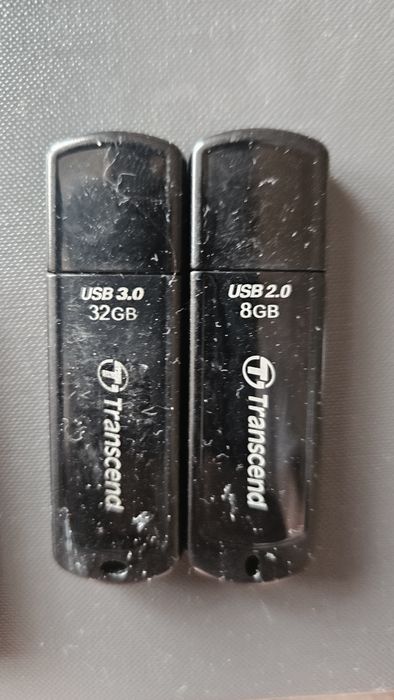 Usb 64/32/16/8gb