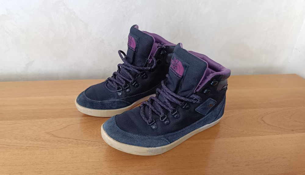 The North Face®-В Добро Състояние