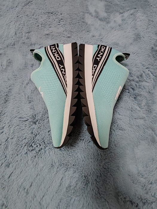 Pantofi sport DKNY