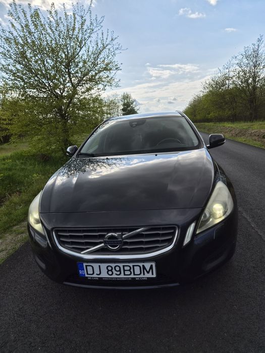 Volvo V60 D5 2.4