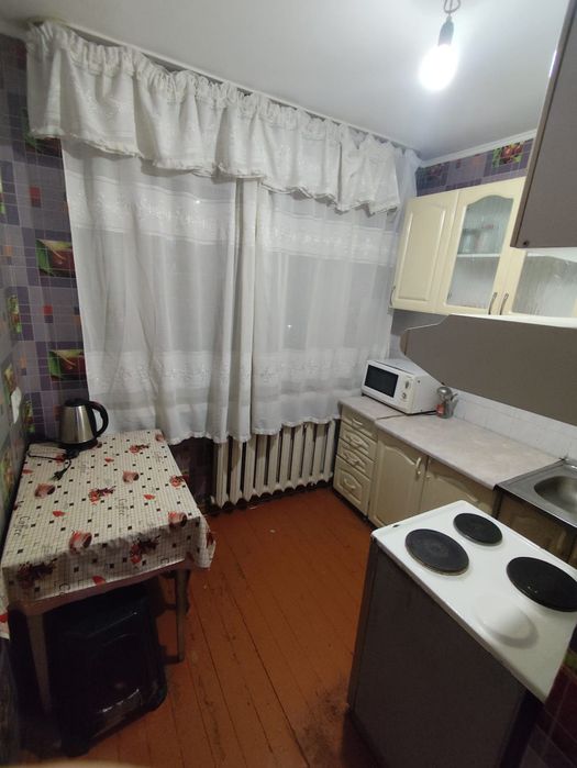 Продам 1 кв м жусупа 31 а