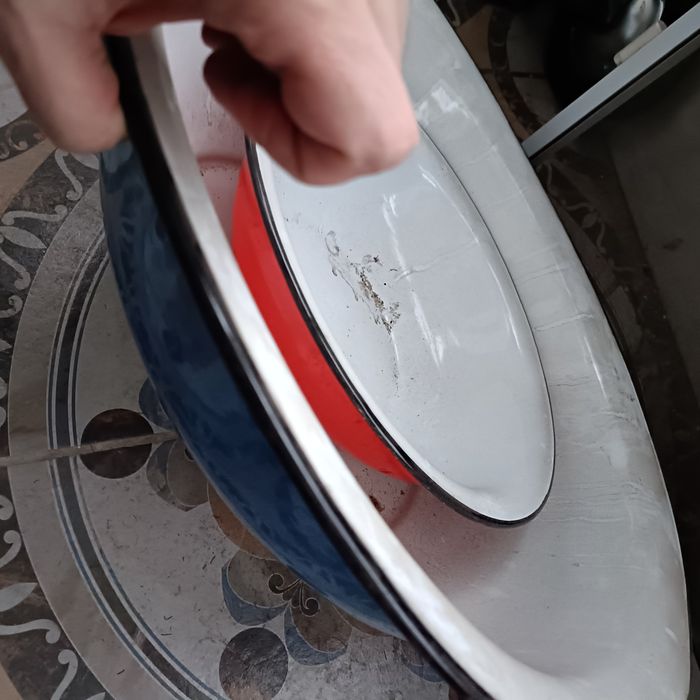 Ligheane metalice emailate