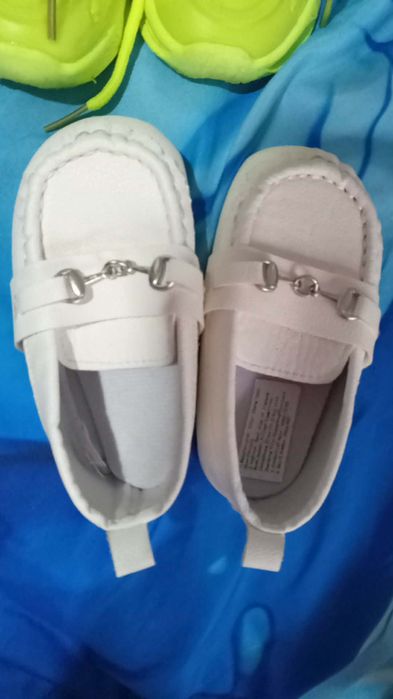 Adidași băietel mărimea 21