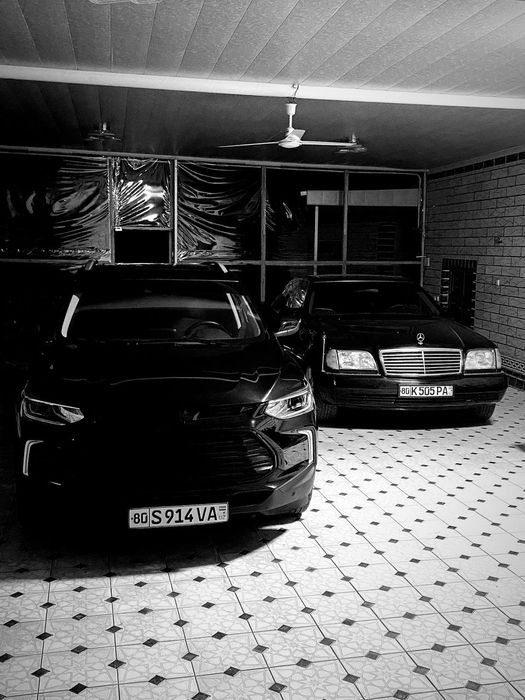 S600 Мерседес Бенс иномарка