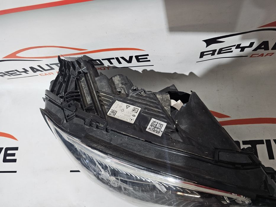 Far dreapta led Mercedes E Class W213 Facelift cod A2139069209 avariat