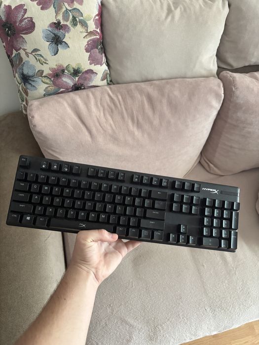 Tastatura Mecanica 100 HyperX Alloy Origins RGB