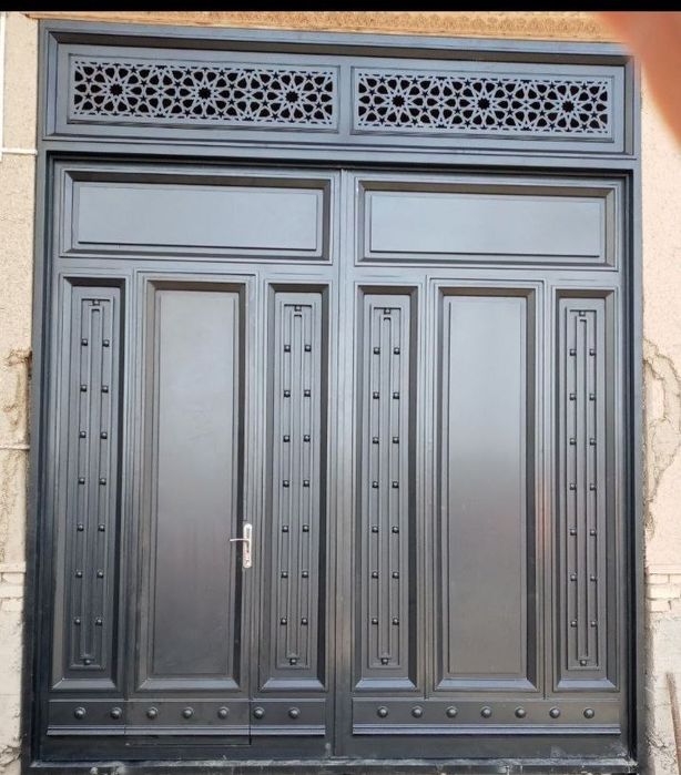 Metall darvoza  va naves