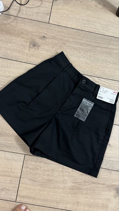 UNIQLO шорты классические