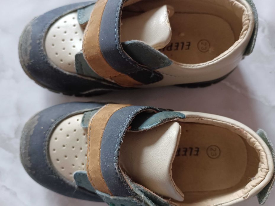 Продам детские ботиночки  б-у