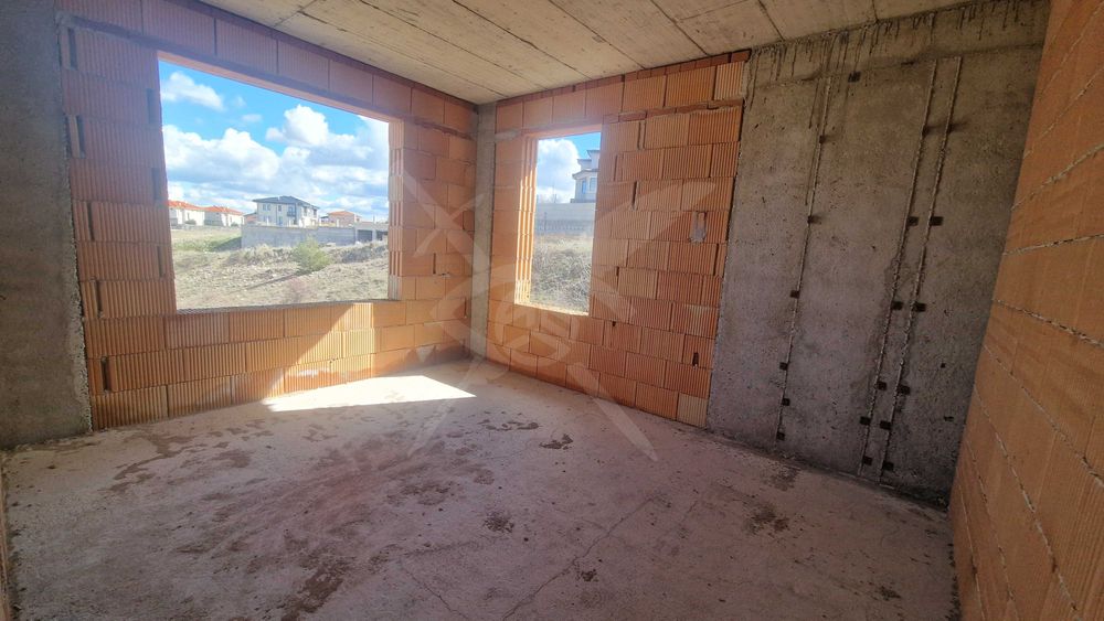 Продава се Къща в с. Марково, Област Пловдив - 380 кв.м за 381 €/кв.м - Снимка #1