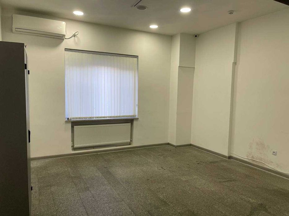 Офис в аренду 302м2 1-линия 1 этаж Шота Руставели Гранд мир отель (ЛА)