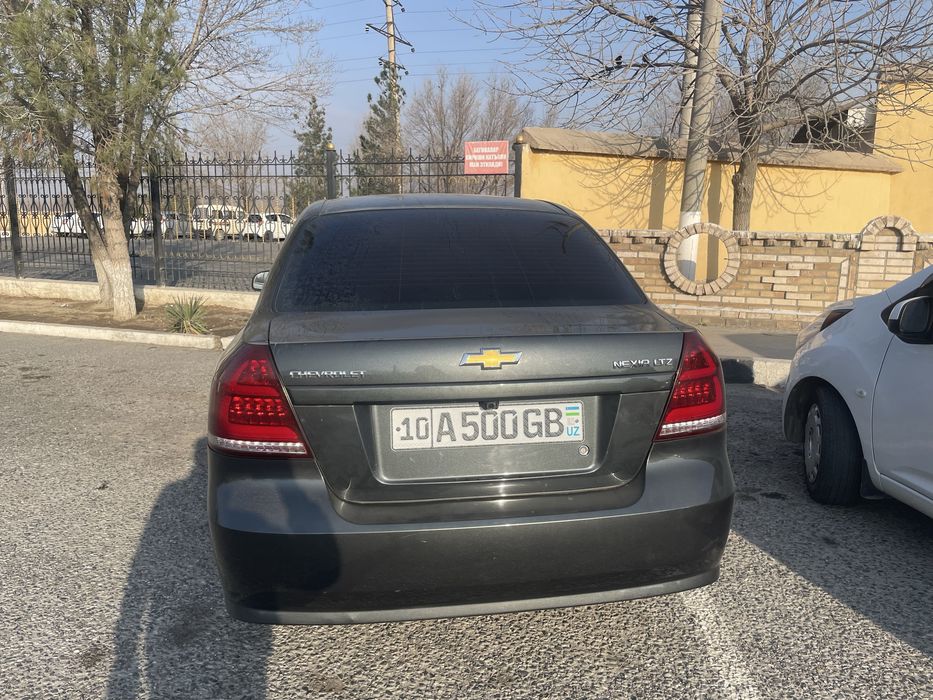 Продаю свою машину Nexia 3