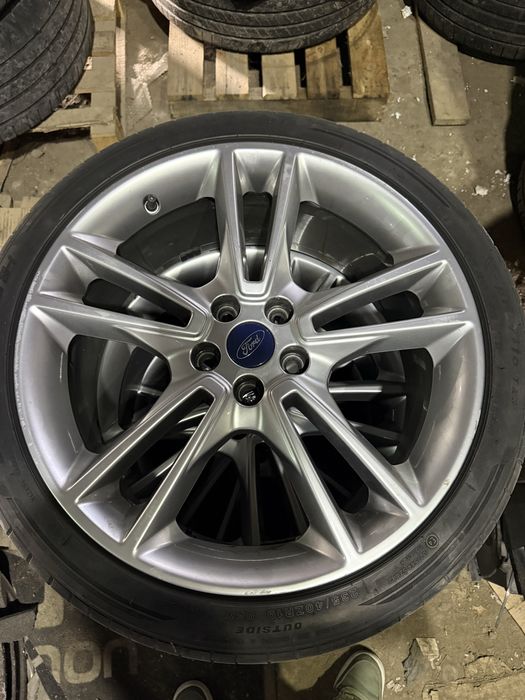 Jante Ford cu senzori de presiune 5x108 R19 + 2 anvelope 235/40/R19