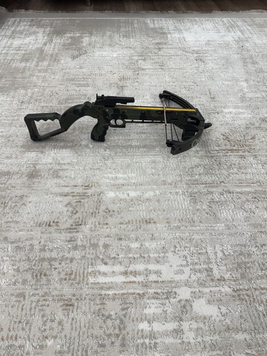 Игрушечный арбалет