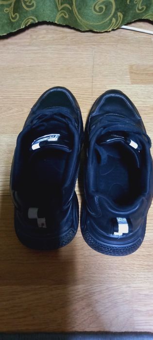 Продаётся обувь для подростков