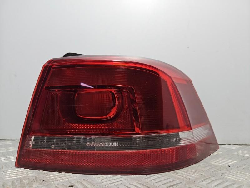 Stop aripa dreapta Volkswagen Passat B7