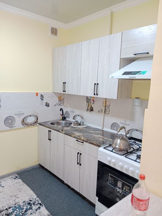 Kuxniy mebel garnitur