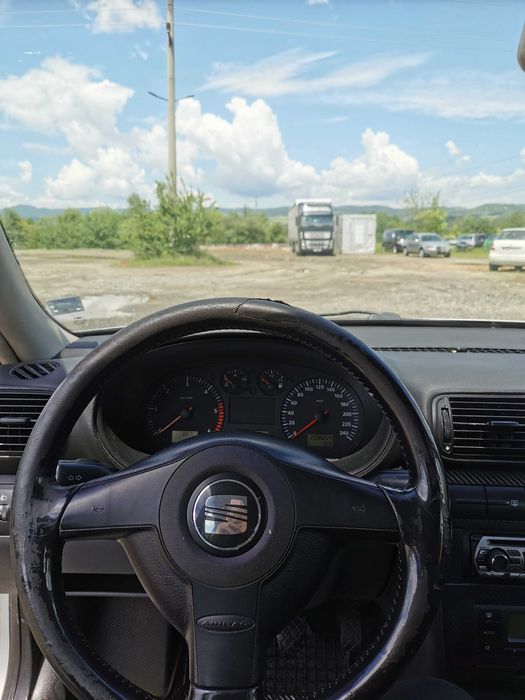 SEAT Leon 1.9 TDI 2000 г