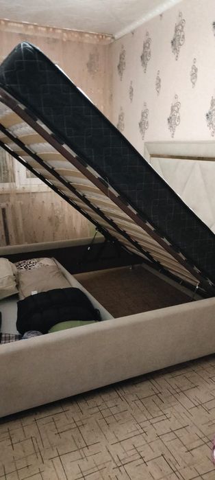 Продам двух спальни кровать