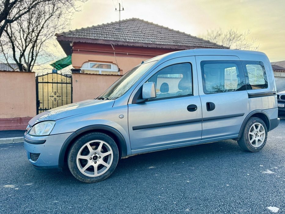 Vand / schimb opel combo 1.3 2008